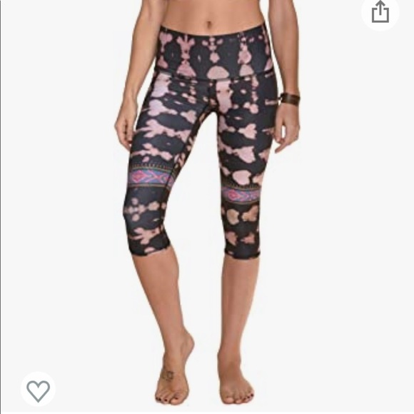 COPY - teeki, Women's Capri, Cusco Rambler Pattern - Picture 2 of 7